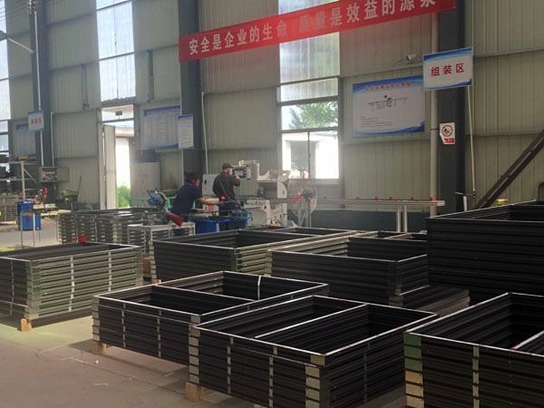 門窗生產(chǎn)車間